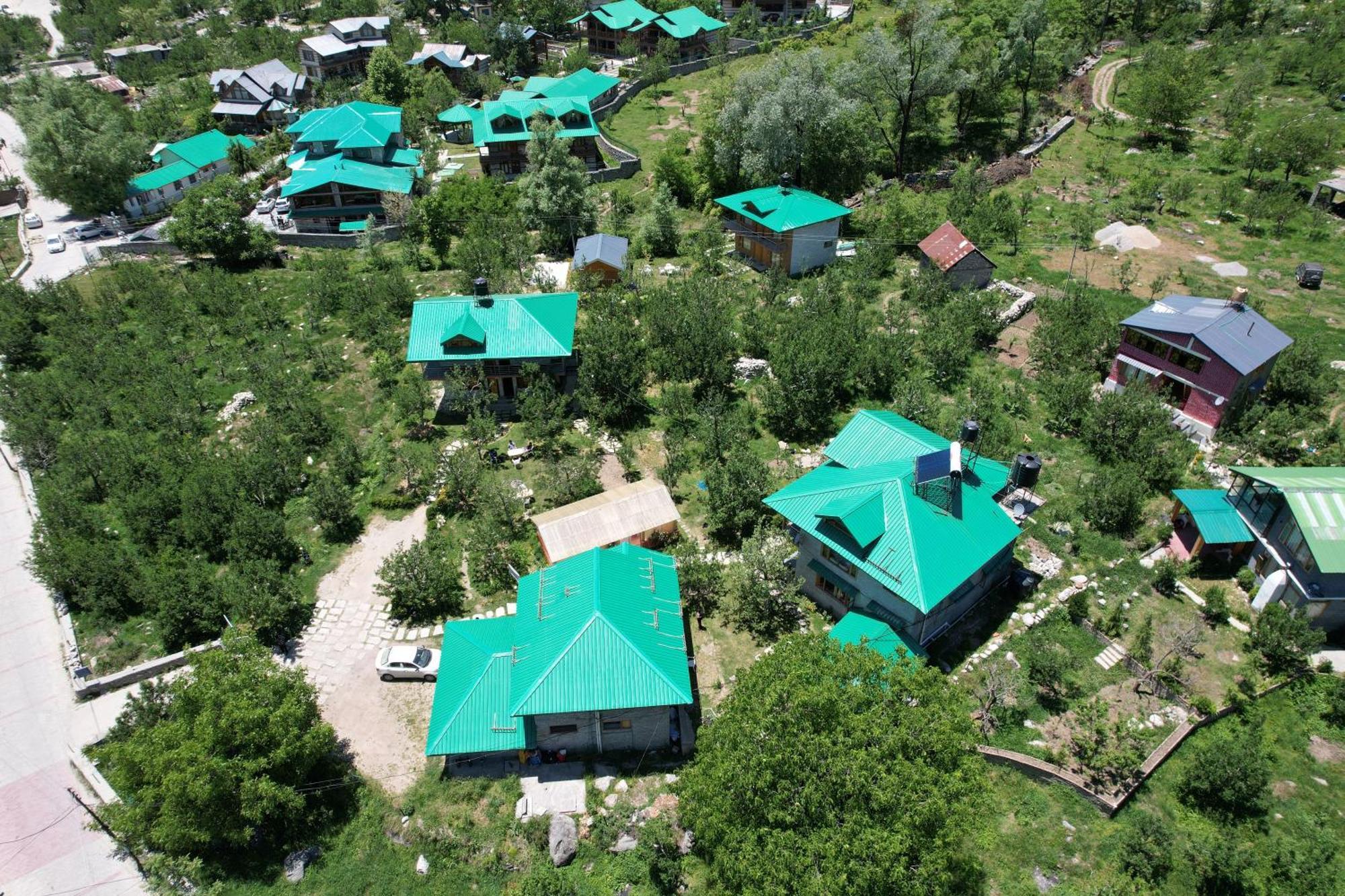 Cascade Mountain Retreat Manali Bed & Breakfast Dış mekan fotoğraf