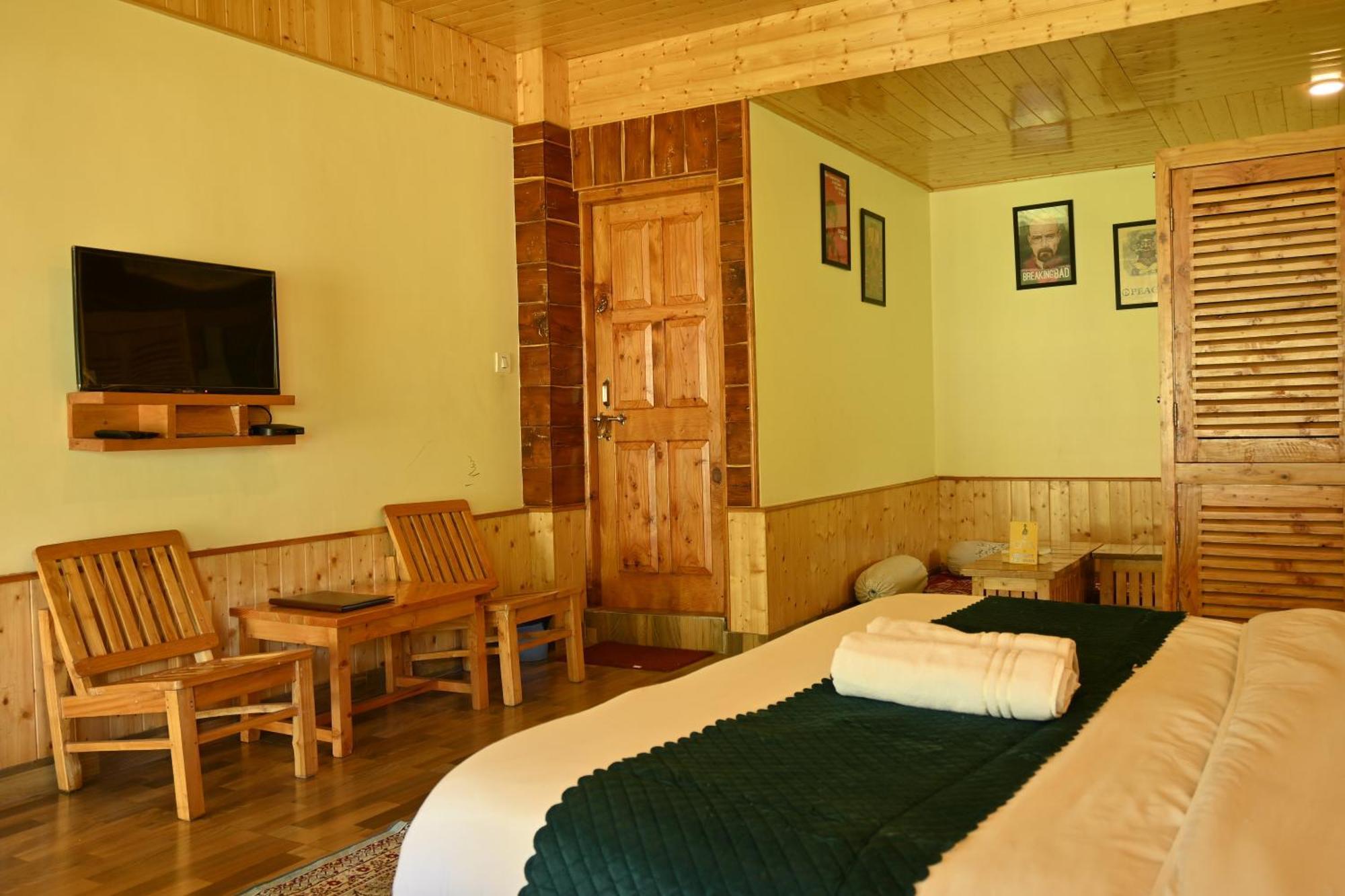 Cascade Mountain Retreat Manali Bed & Breakfast Dış mekan fotoğraf