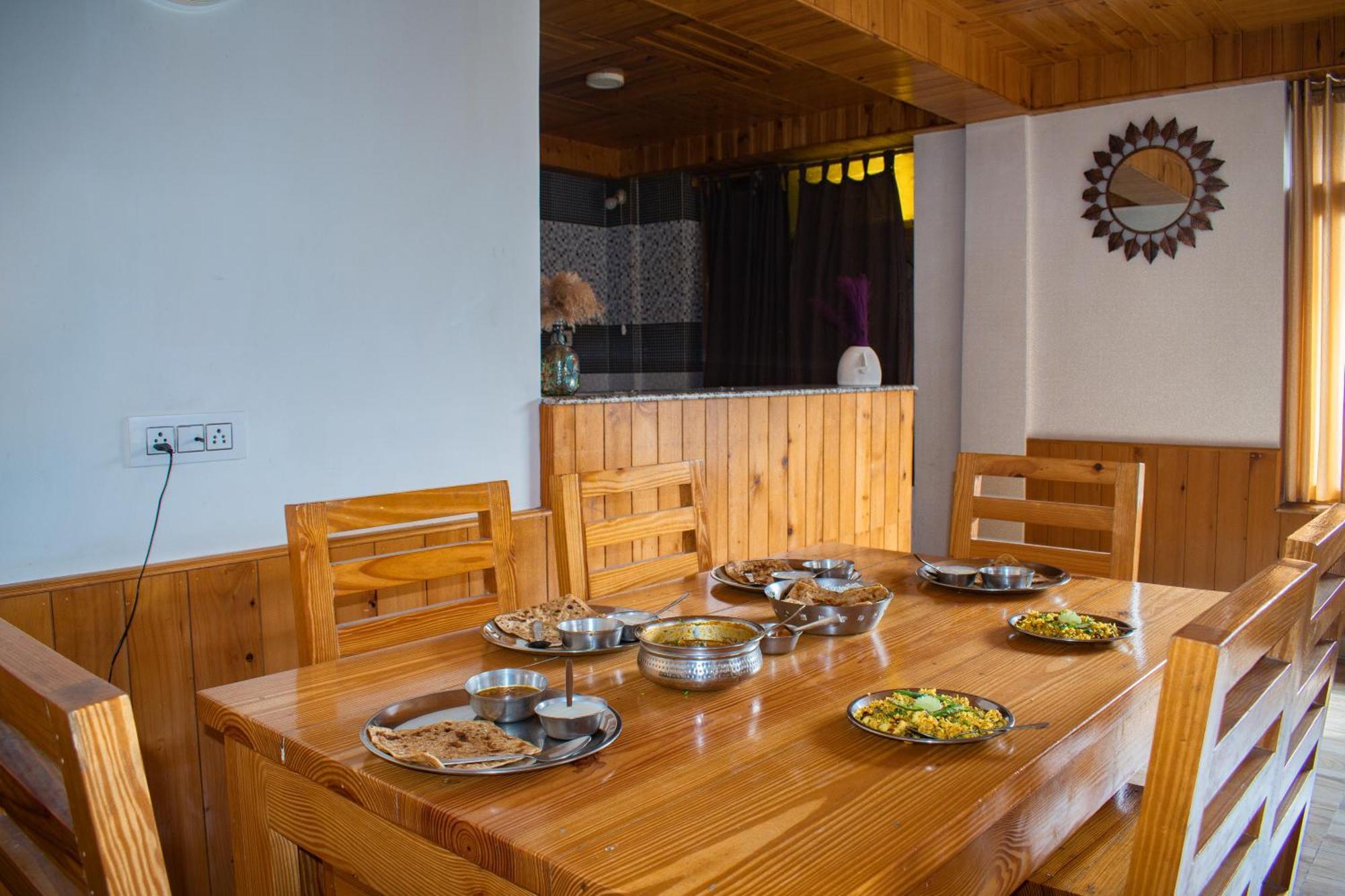 Cascade Mountain Retreat Manali Bed & Breakfast Dış mekan fotoğraf